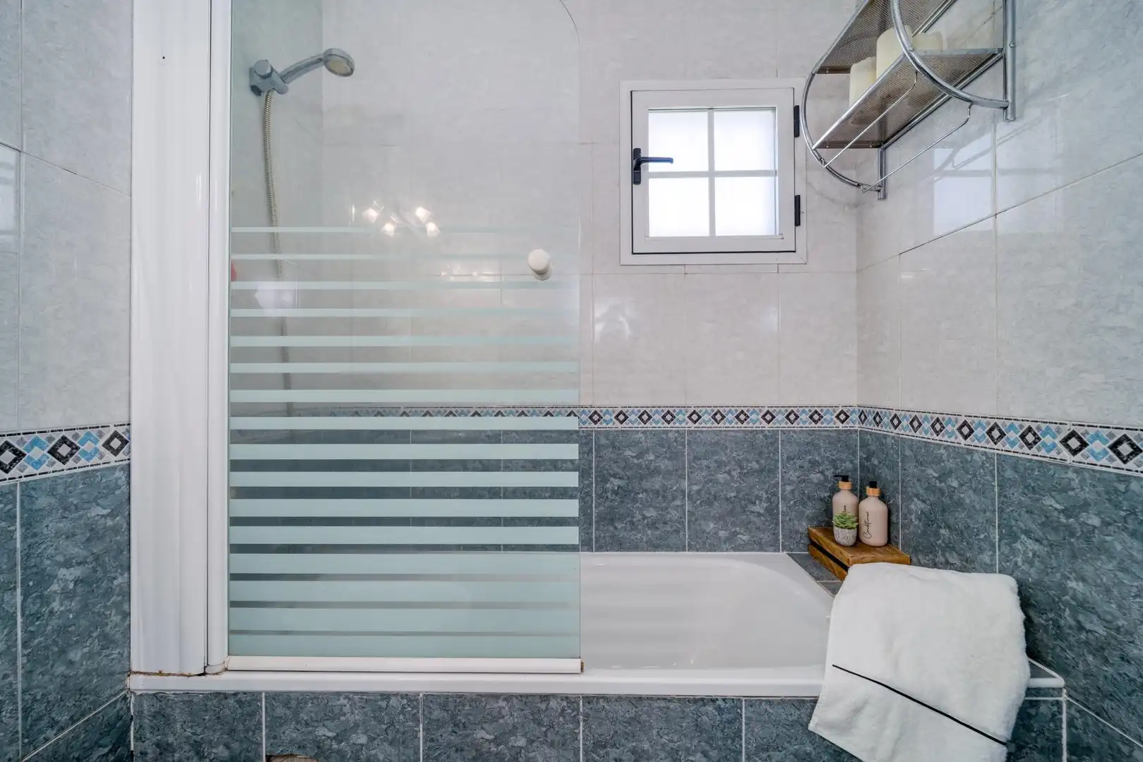 Baño de Casa adosada en venta en Meco con Calefacción