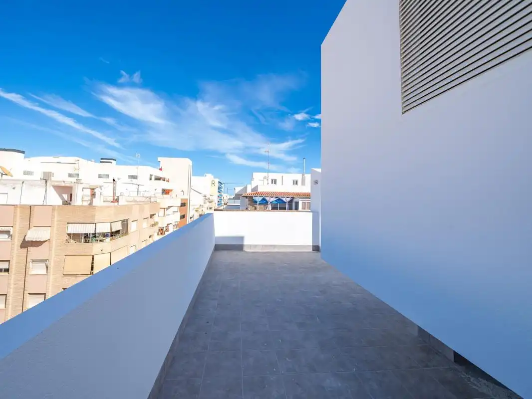 Edifici en venda a C. de Pedro Lorca, Centro - Muelle Pesquero