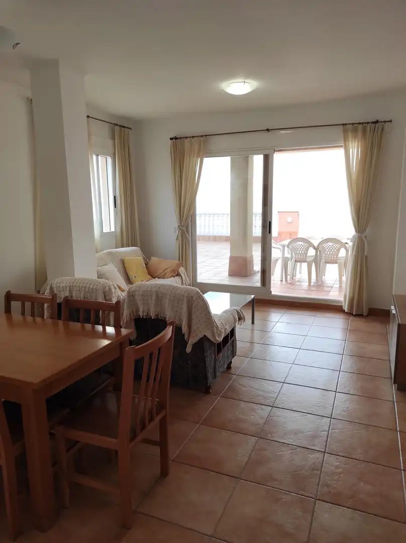 Wohnzimmer von Dachboden zur Miete in Moncofa mit Klimaanlage, Terrasse und Abstellraum