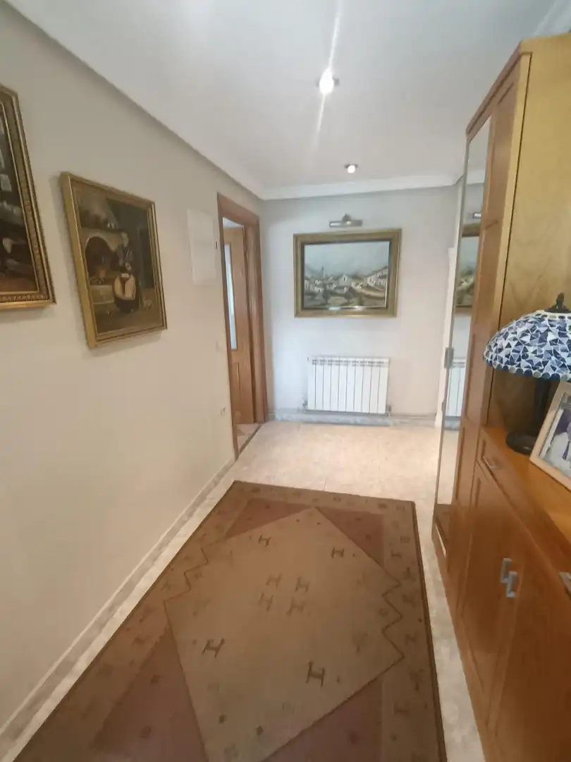 Chalet con piscina en venta en Viana de Cega, imagen 33