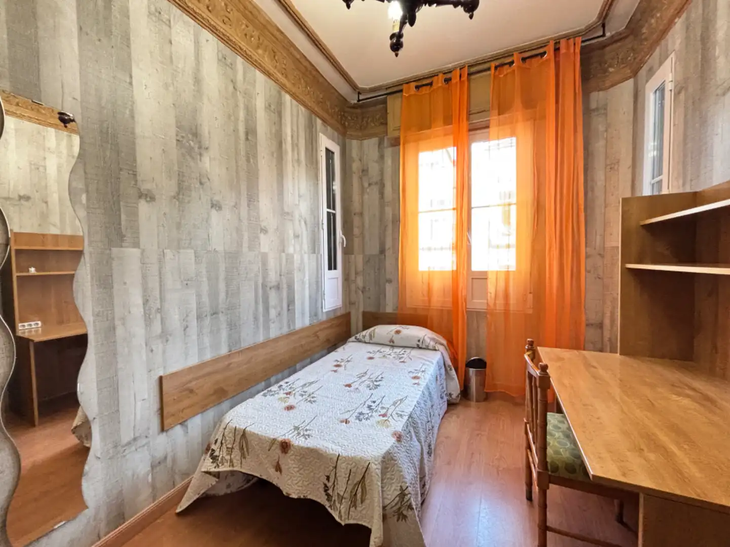 Flat for rent in Calle de Ilustración, Argüelles