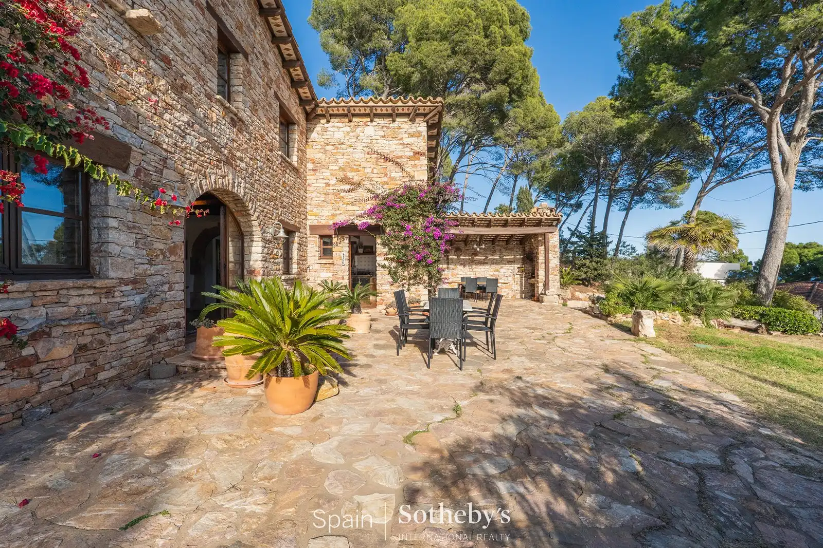 Casa con jardín en venta en Carrer Sa Punta Negra 15, imagen 5