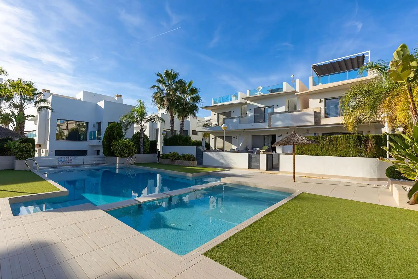 Swimming pool of Duplexes for sale in Rojales  with Air Conditioner, Heating and Private garden