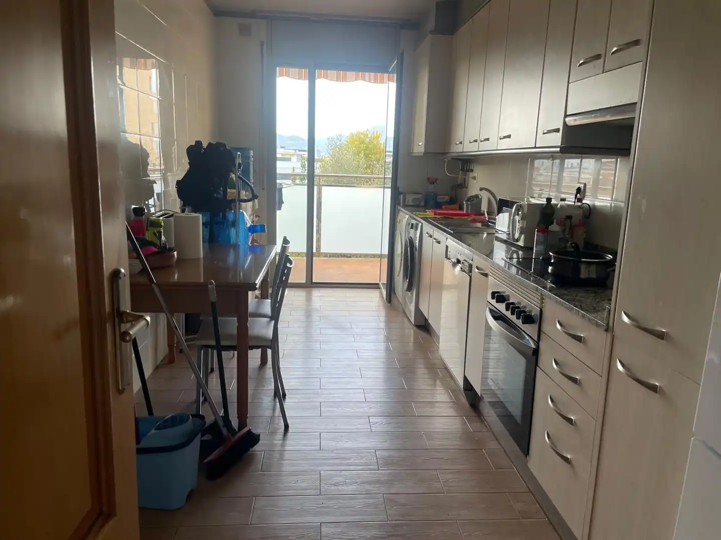 Cocina de Piso en venta en Sant Feliu de Llobregat con Aire acondicionado, Calefacción y Terraza