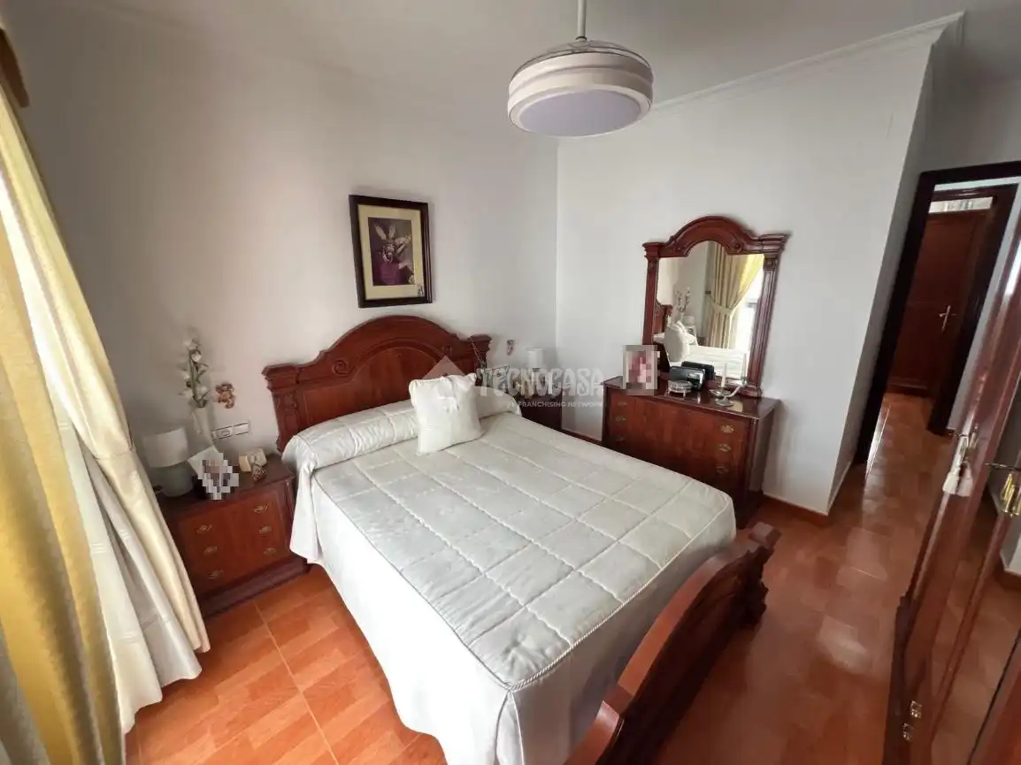 Bedroom of Flat for sale in Dos Hermanas  with Air Conditioner
