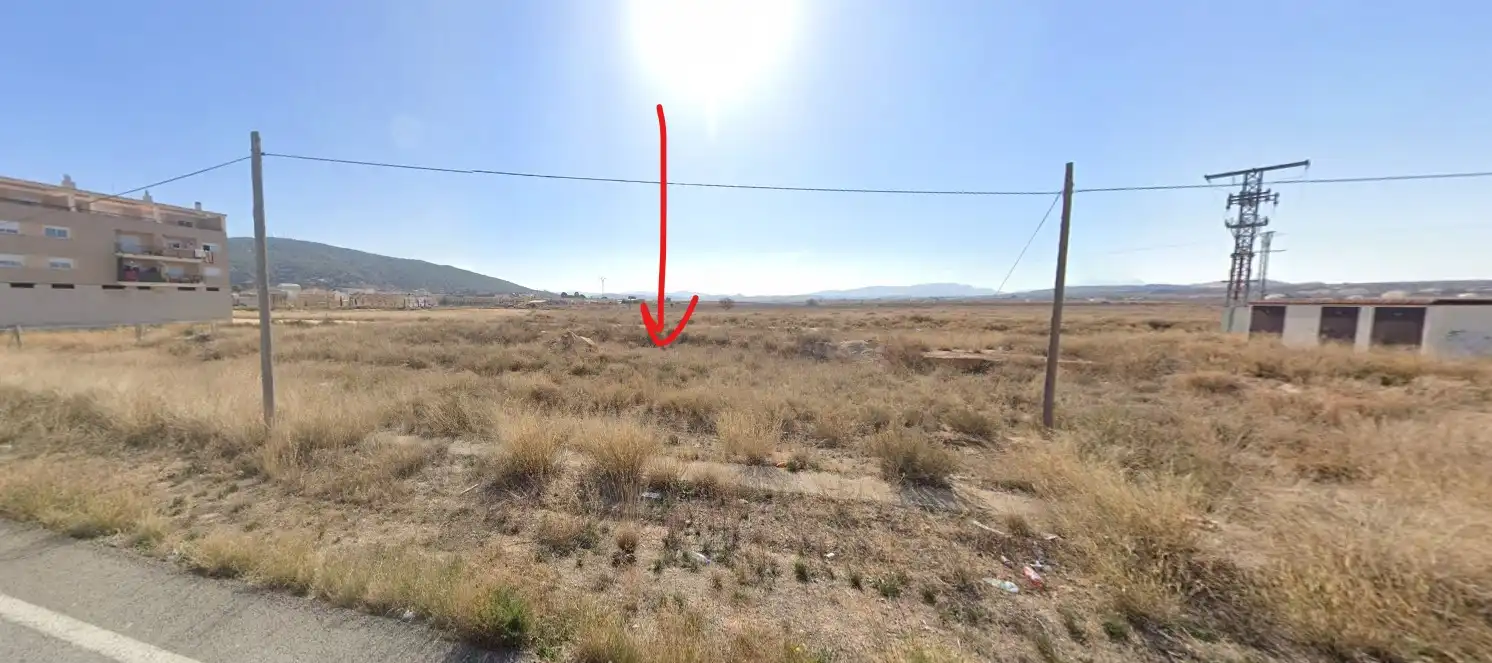 Terreno residencial en venta en Carretera Jumilla 25