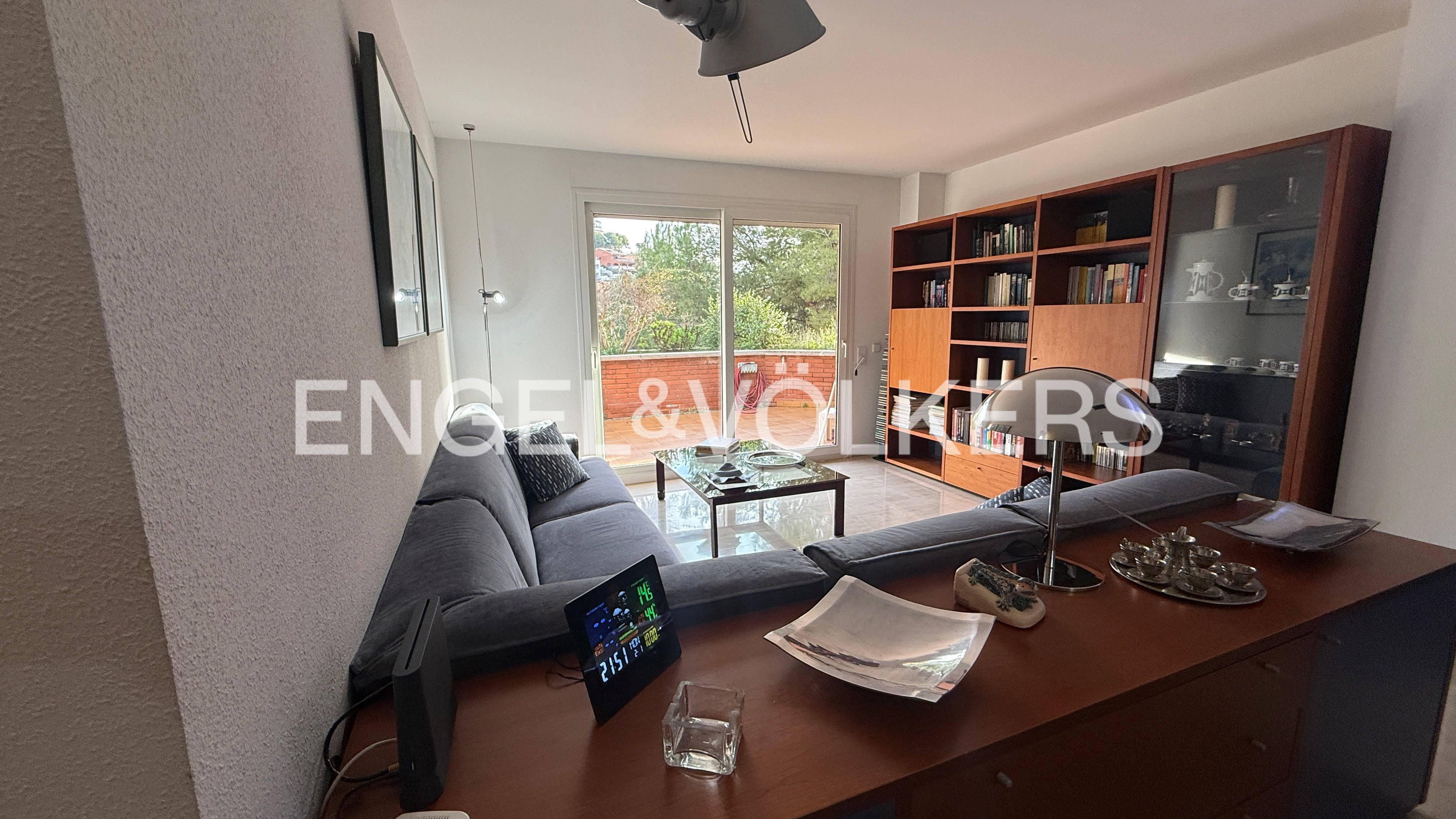 Sala d'estar de Apartament de lloguer en Sitges amb Aire condicionat, Calefacció i Terrassa