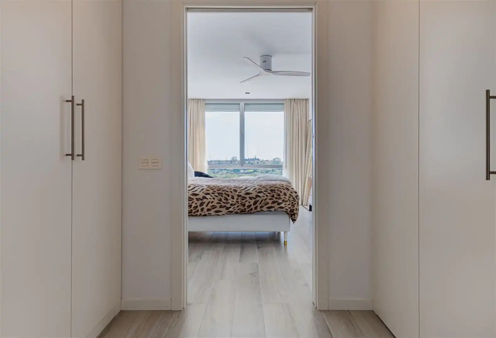 Bedroom of Houses for sale in Estepona  with Air Conditioner and Terrace
