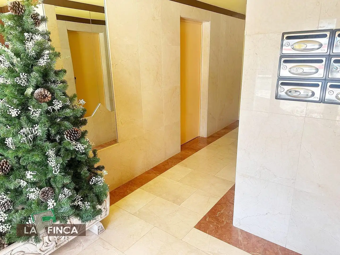 Flat for sale in Carreño  with Heating, Storage room and Furnished