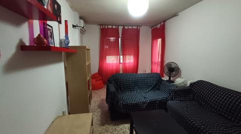 Foto 2 de Pis en venda a Reyes, Madrid