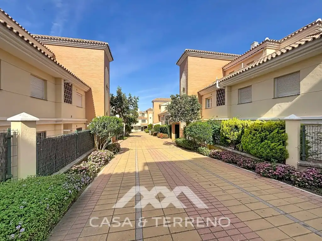 Piso con piscina en venta en Calle Moreras de Baviera, imagen 3