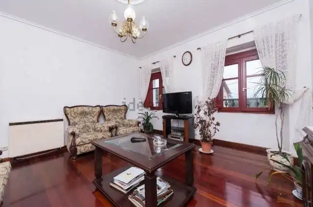 Sala de estar de Casa adosada en venta en Valdoviño con Jardín privado, Trastero y Amueblado