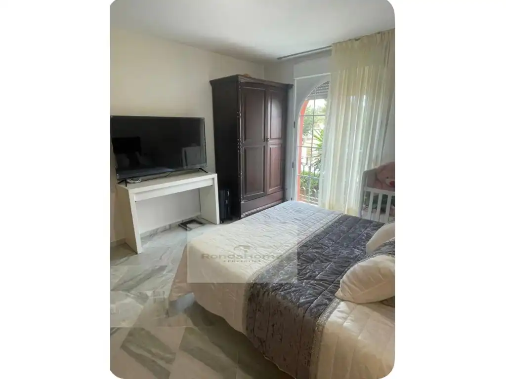 Bedroom of Flat for rent in Marbella  with Terrace and Swimming Pool