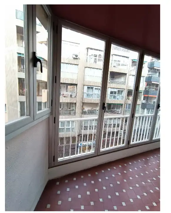 Vista exterior de Piso en venta en Zaragoza con Calefacción, Terraza y Trastero