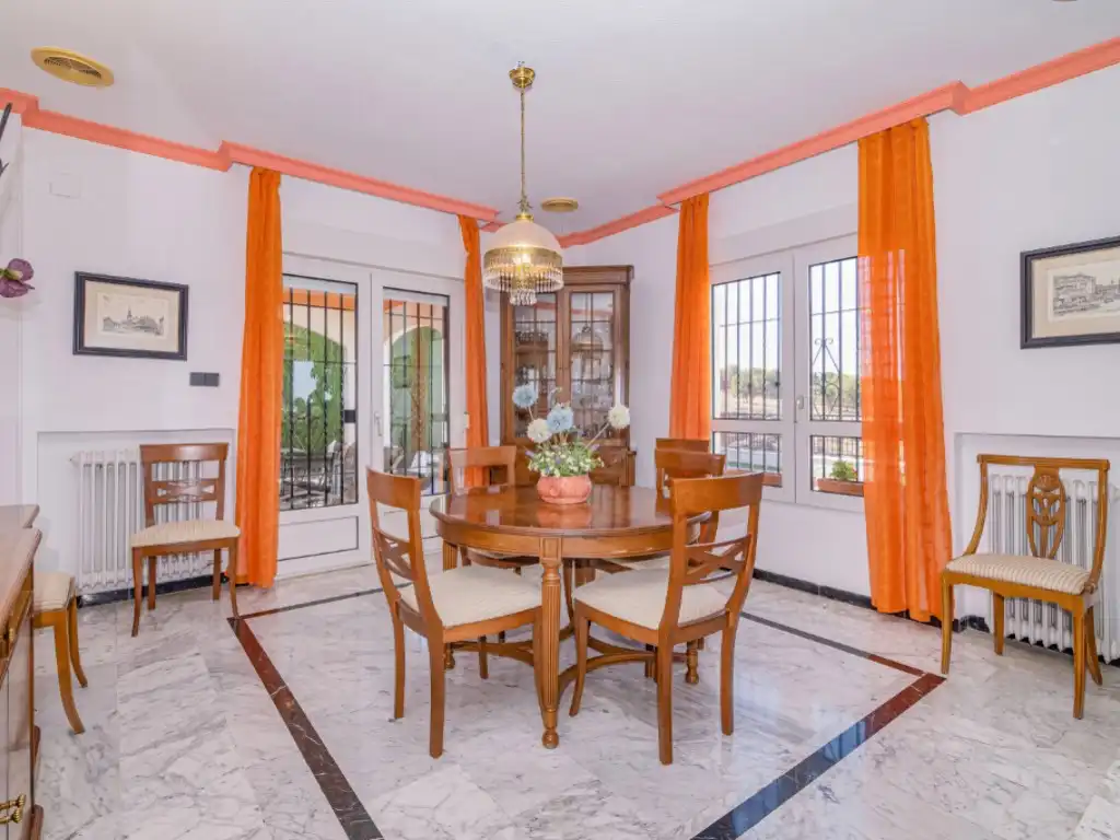 Comedor de Casa o chalet en venta en Monachil con Jardín privado, Terraza y Piscina