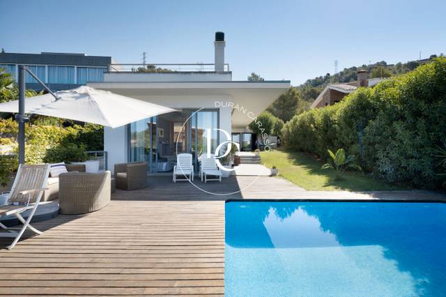 Casa-chalet en Venta en Carrer Corts d'Aragò en Levantina - Montgavina - Quintmar