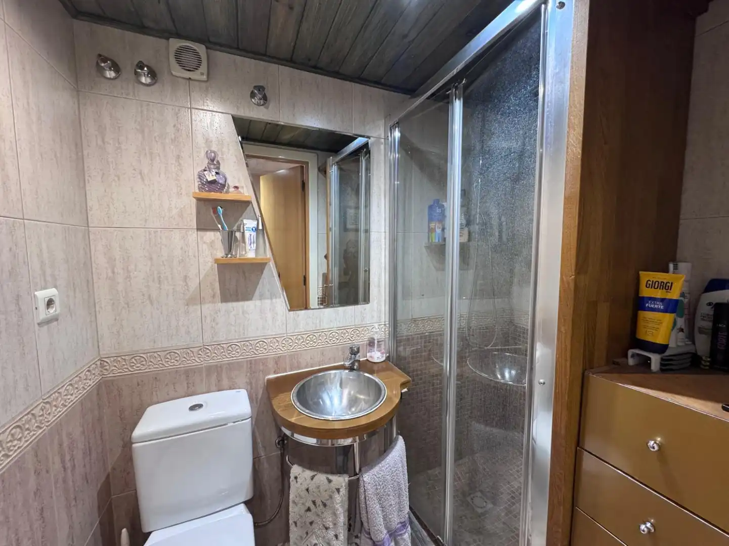 Baño de Piso en venta en Mataró con Terraza y Balcón