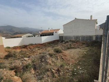 Residential land for sale in Fondón