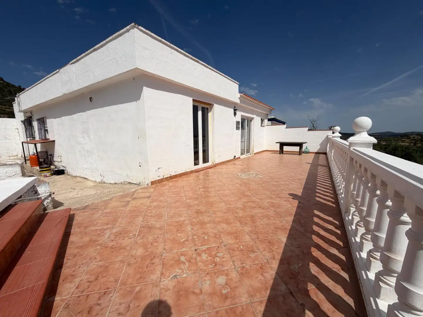 Terrassa de Casa o xalet en venda en Villar del Arzobispo amb Aire condicionat, Jardí privat i Terrassa