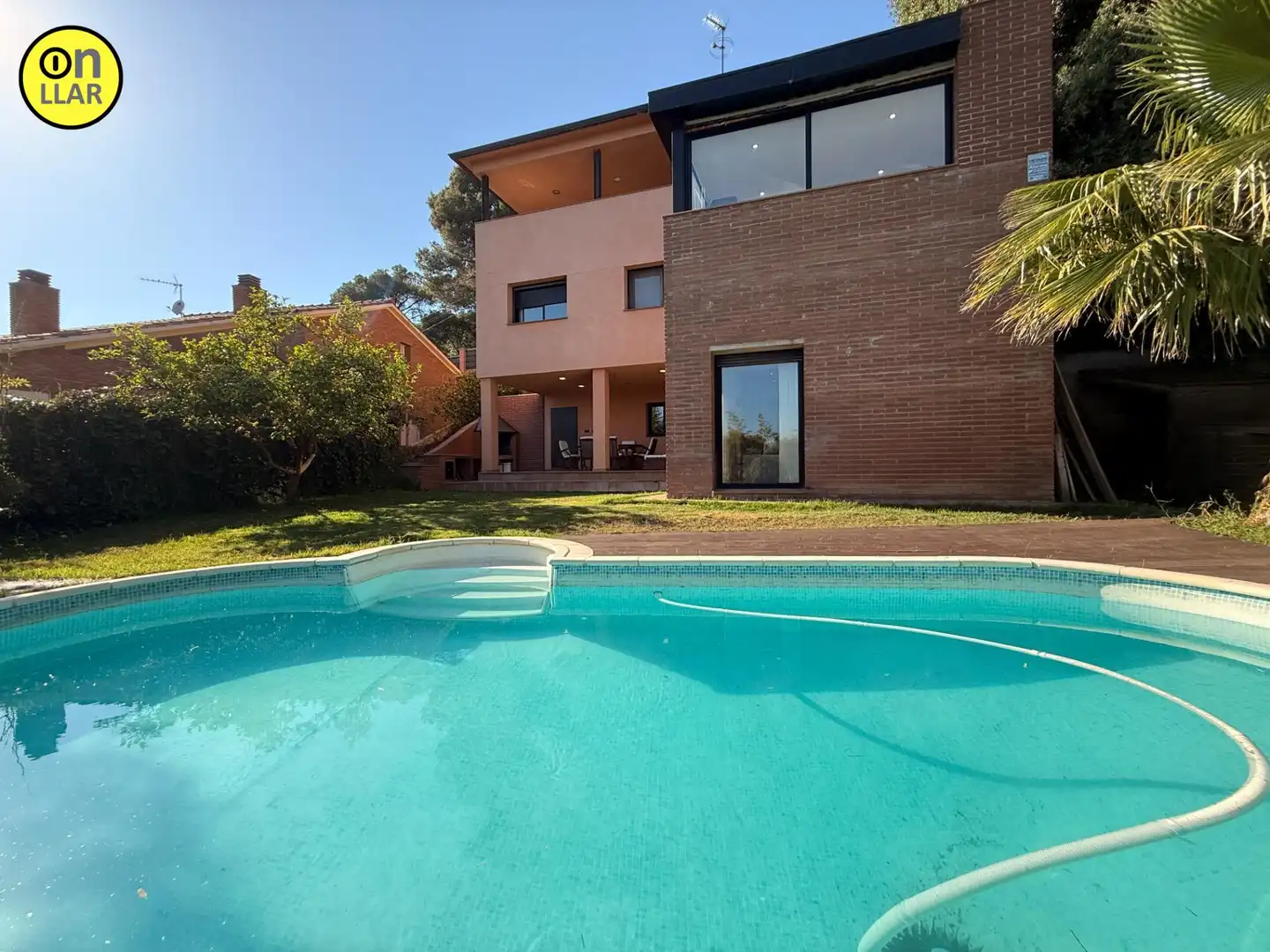 Piscina de Casa o chalet en venta en L'Ametlla del Vallès