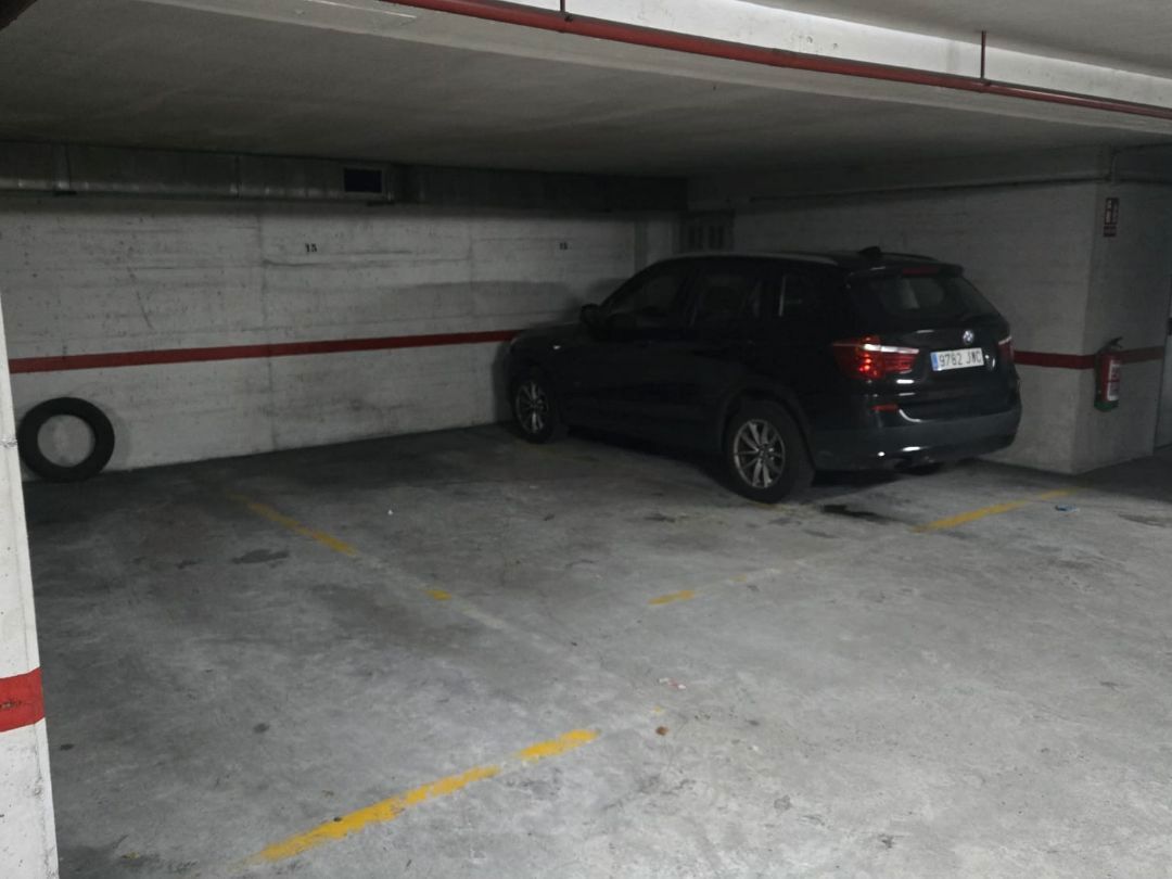 Parking de Garaje de alquiler en Santiago de Compostela 