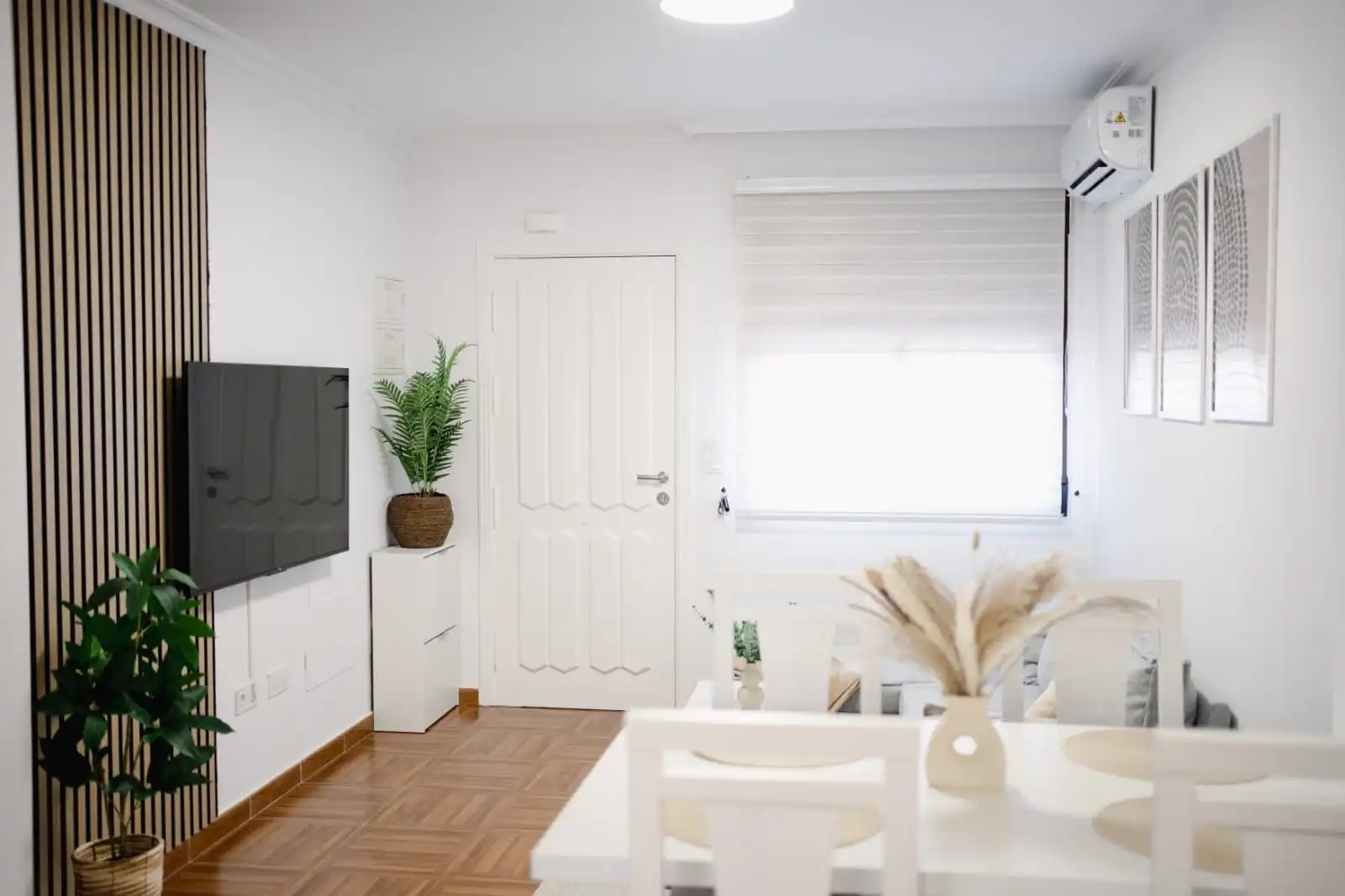 Sala de estar de Piso de alquiler en Torrevieja con Aire acondicionado, Calefacción y Terraza