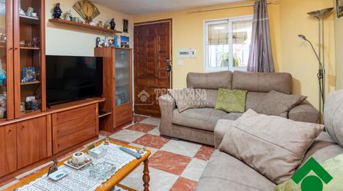 Foto 2 de Casa adosada en venta en Santa Fe, Granada