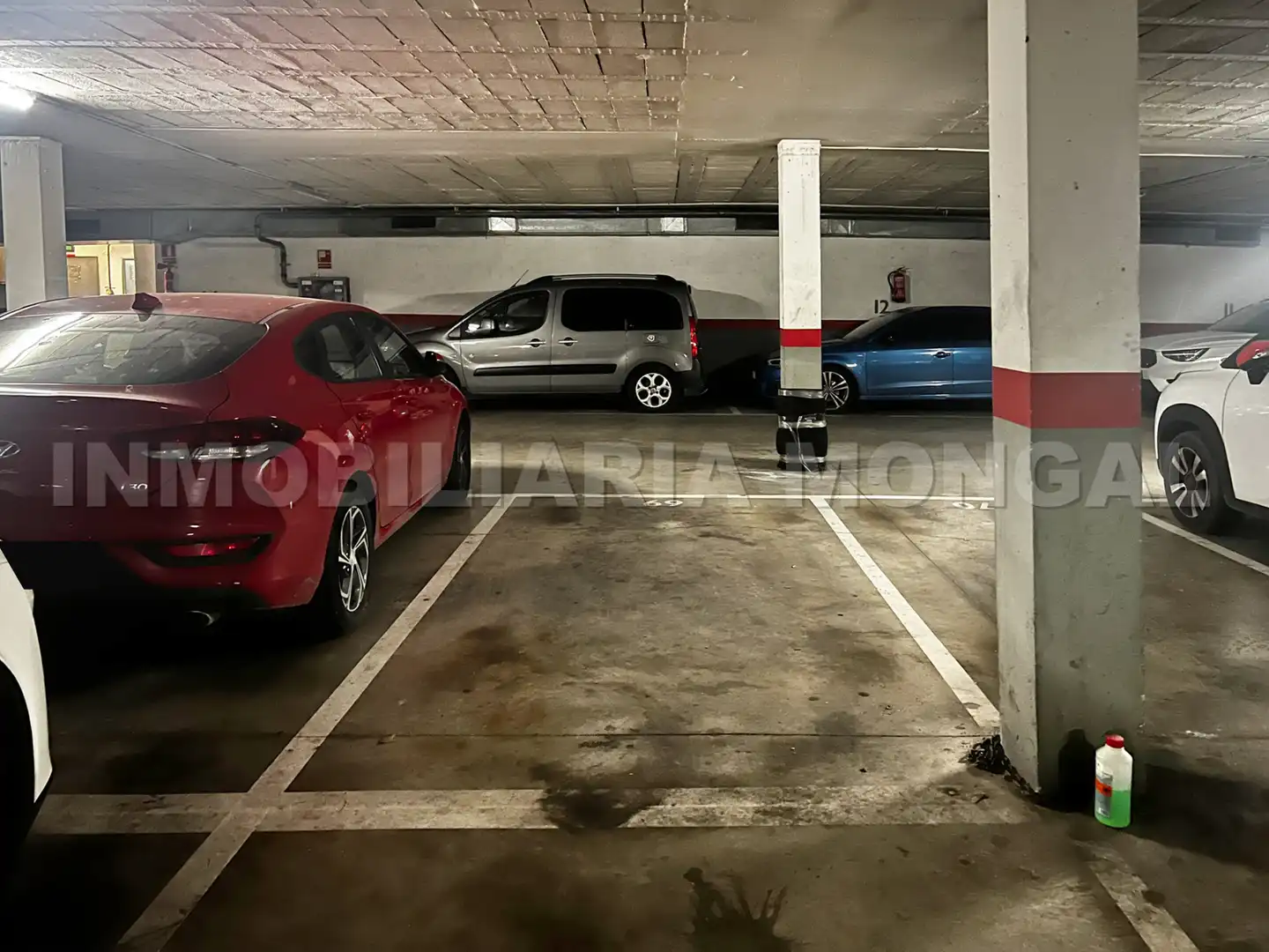 Einzelparkplatz zum Verkauf in Carrer de la Llibertat, imagen 3