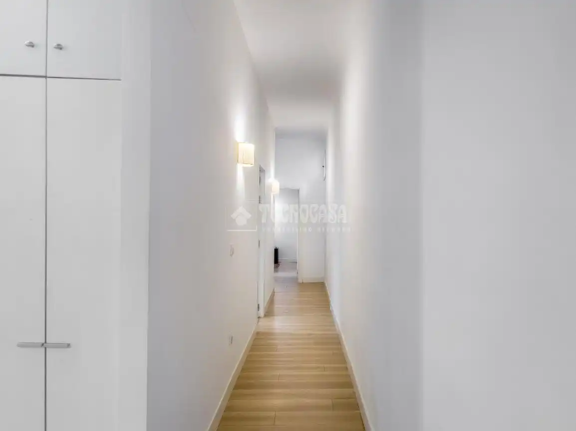 Flat for sale in Madrid  with Air Conditioner and Heating