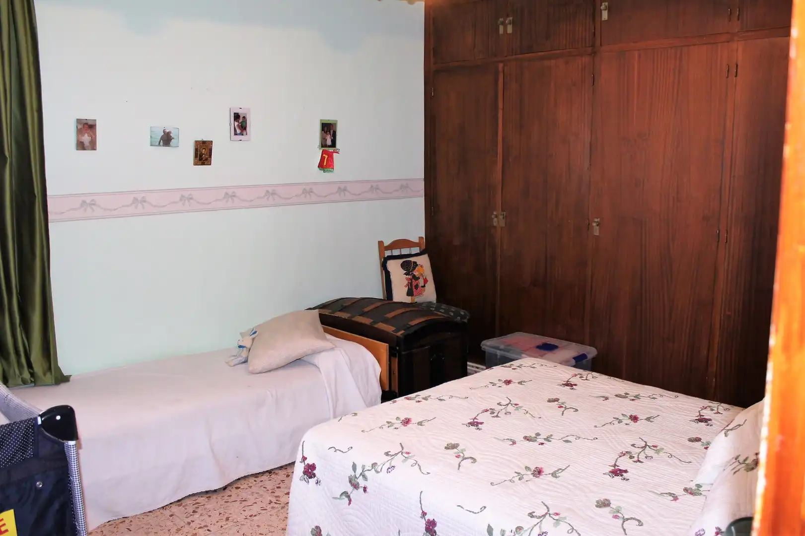 Habitación de Casa adosada en venta en Brazatortas con Calefacción, Jardín privado y Piscina