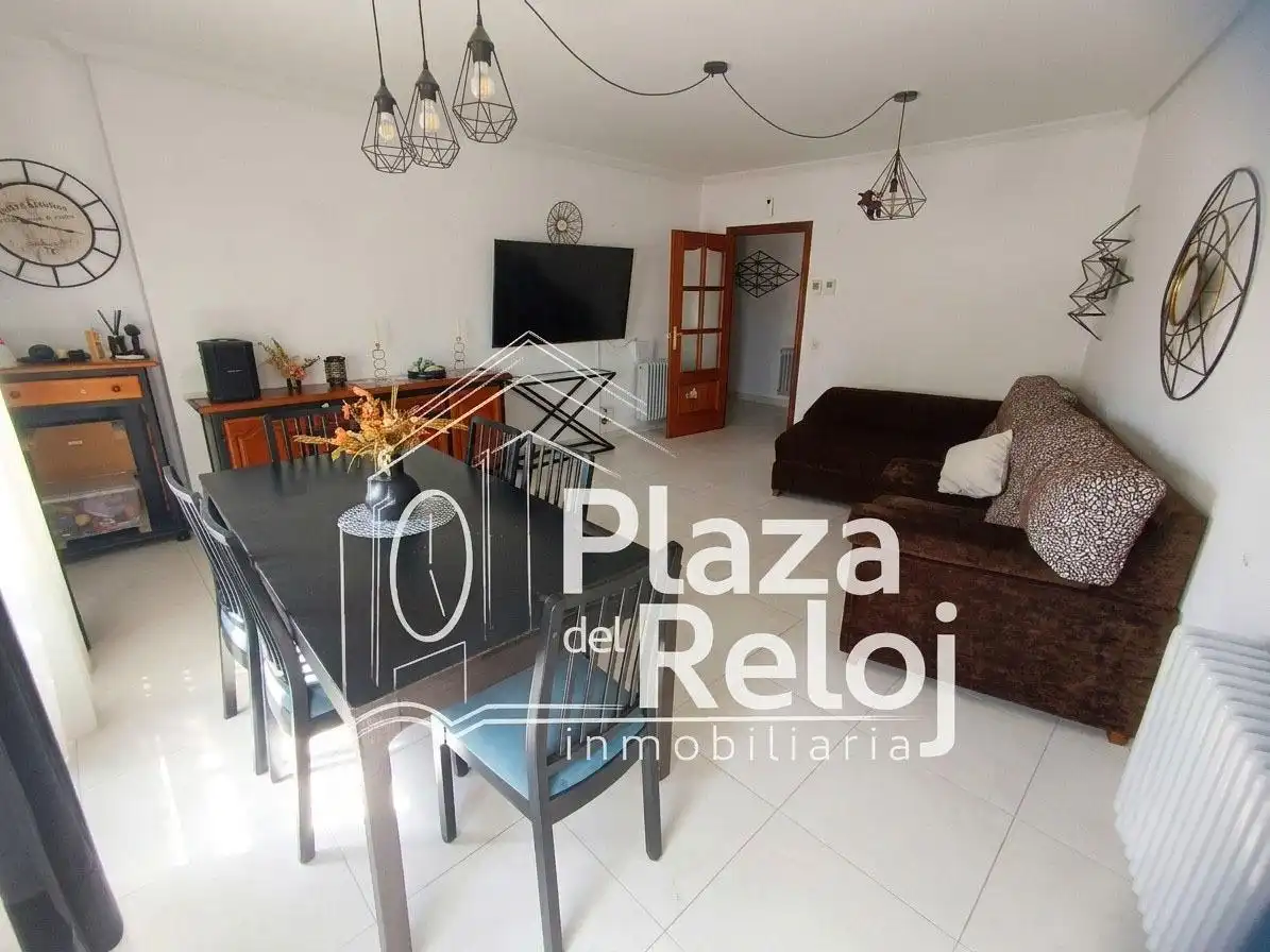 Vista exterior de Piso en venta en Talavera de la Reina con Aire acondicionado, Calefacción y Terraza