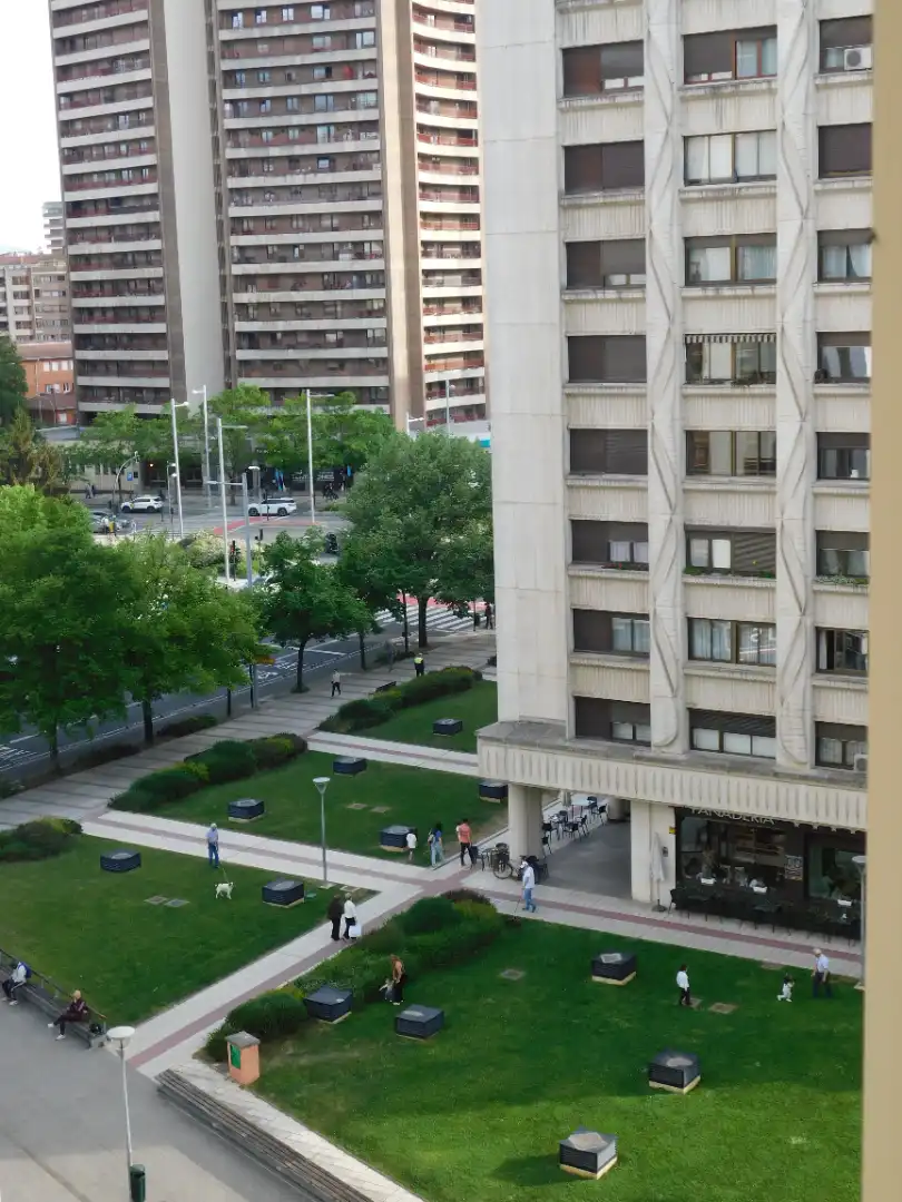 Piso con ascensor en venta en Calle del Monasterio de Urdax 17, imagen 40