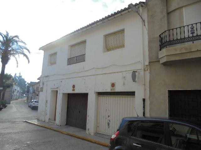 Casa-chalet en Venta en C/ Mayor en Benimuslem