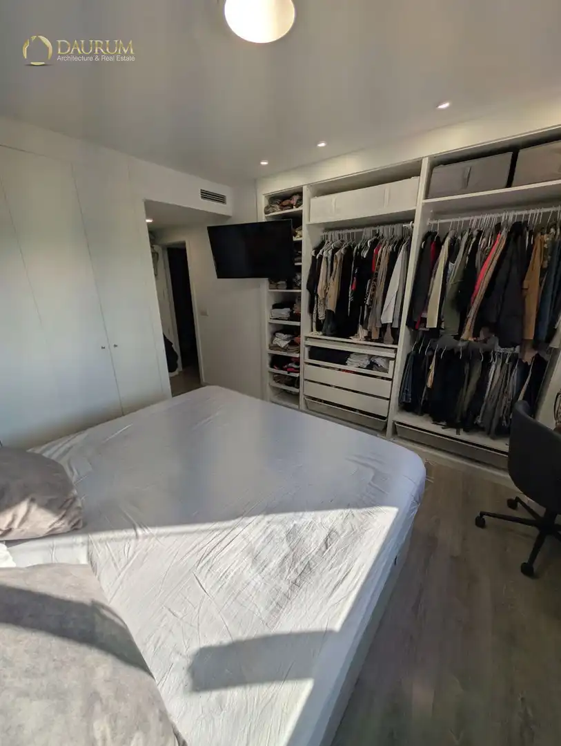 Habitación de Piso en venta en Alicante / Alacant con Aire acondicionado, Calefacción y Terraza