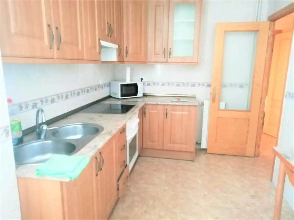 Cocina de Piso de alquiler en Ciudad Real con Calefacción y Terraza