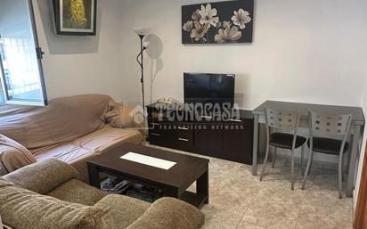 Living room of Flat for sale in  Sevilla Capital  with Air Conditioner and Heating