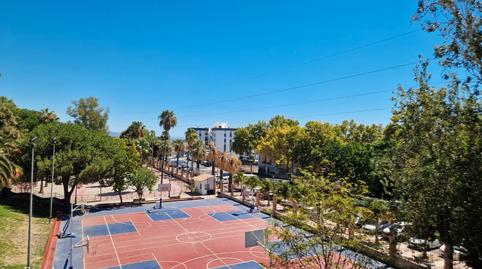 Foto 2 de Pis en venda a Calle Vega del Mar, 8, San Pedro de Alcántara pueblo, Málaga