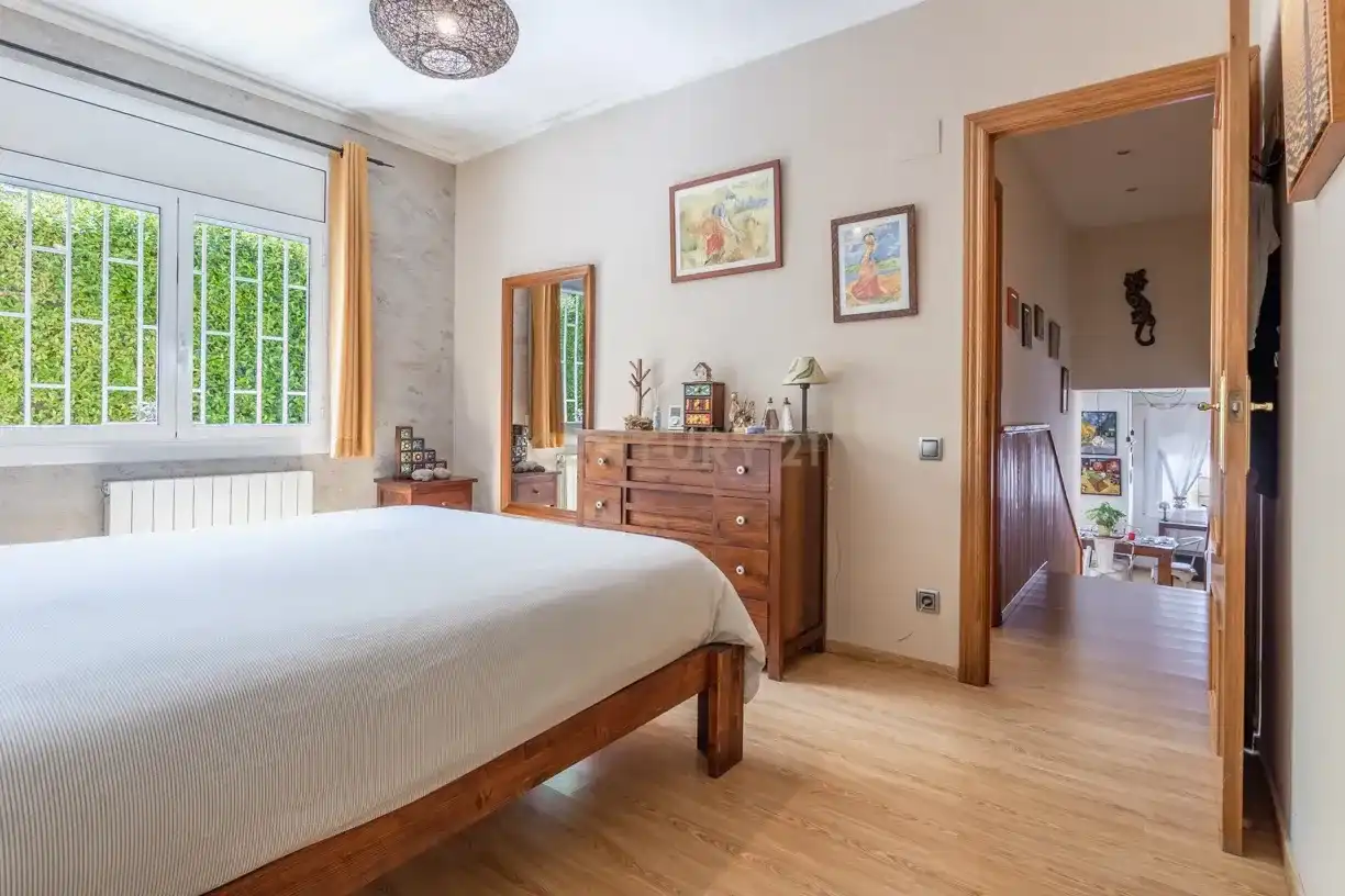 Houses for sale in Carrer Dos de Maig, Sant Just Desvern, Spain, -1, La Miranda - Can Candeler