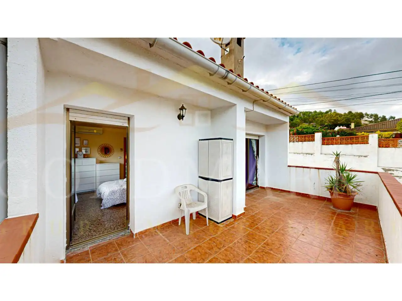 Vista exterior de Casa o chalet en venta en Corbera de Llobregat con Aire acondicionado, Calefacción y Jardín privado
