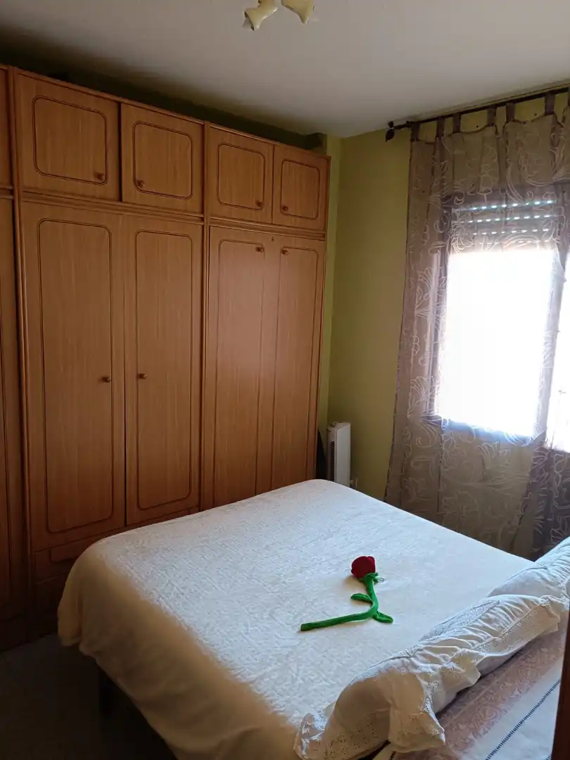 Bedroom of Flat for sale in Espiel  with Air Conditioner, Terrace and Storage room