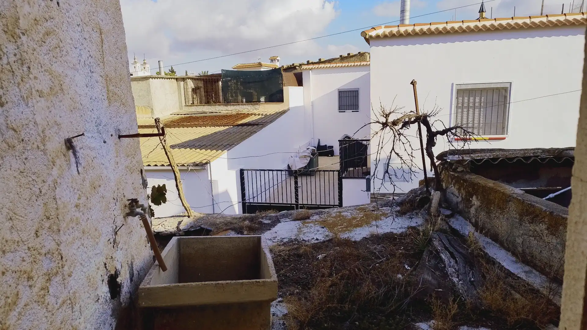 Vista exterior de Casa adosada en venta en Turón con Jardín privado