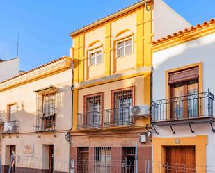 Exterior view of Single-family semi-detached for sale in  Sevilla Capital  with Air Conditioner and Balcony