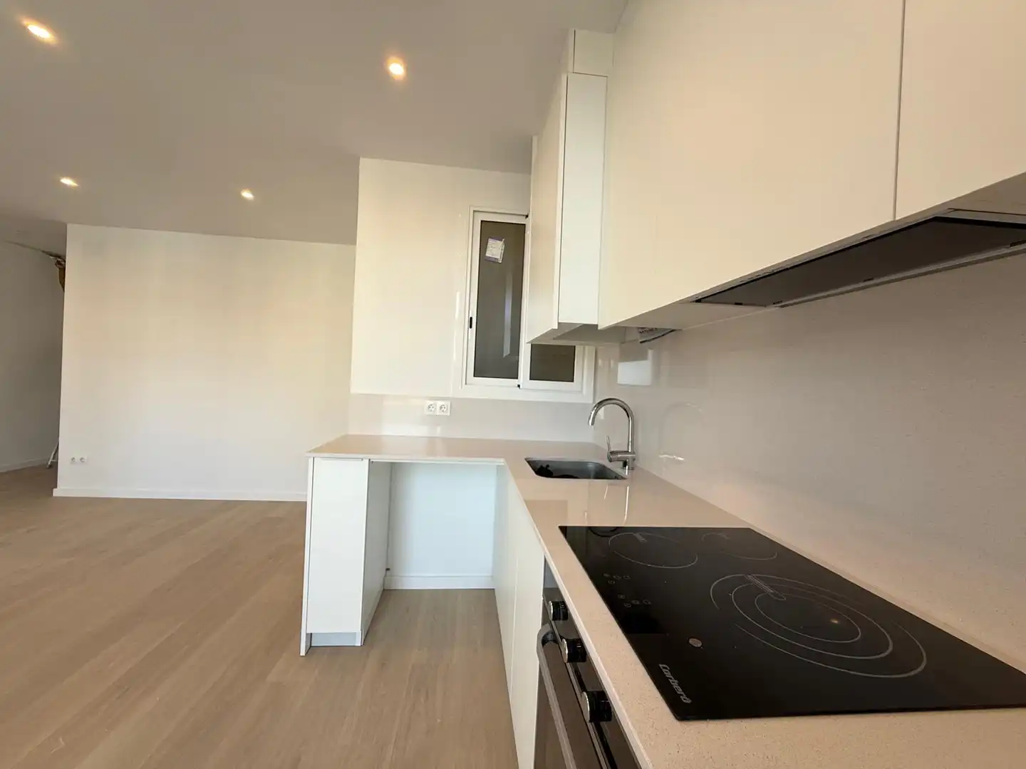 Piso con terraza en venta en Sants - Montjuïc, imagen 4