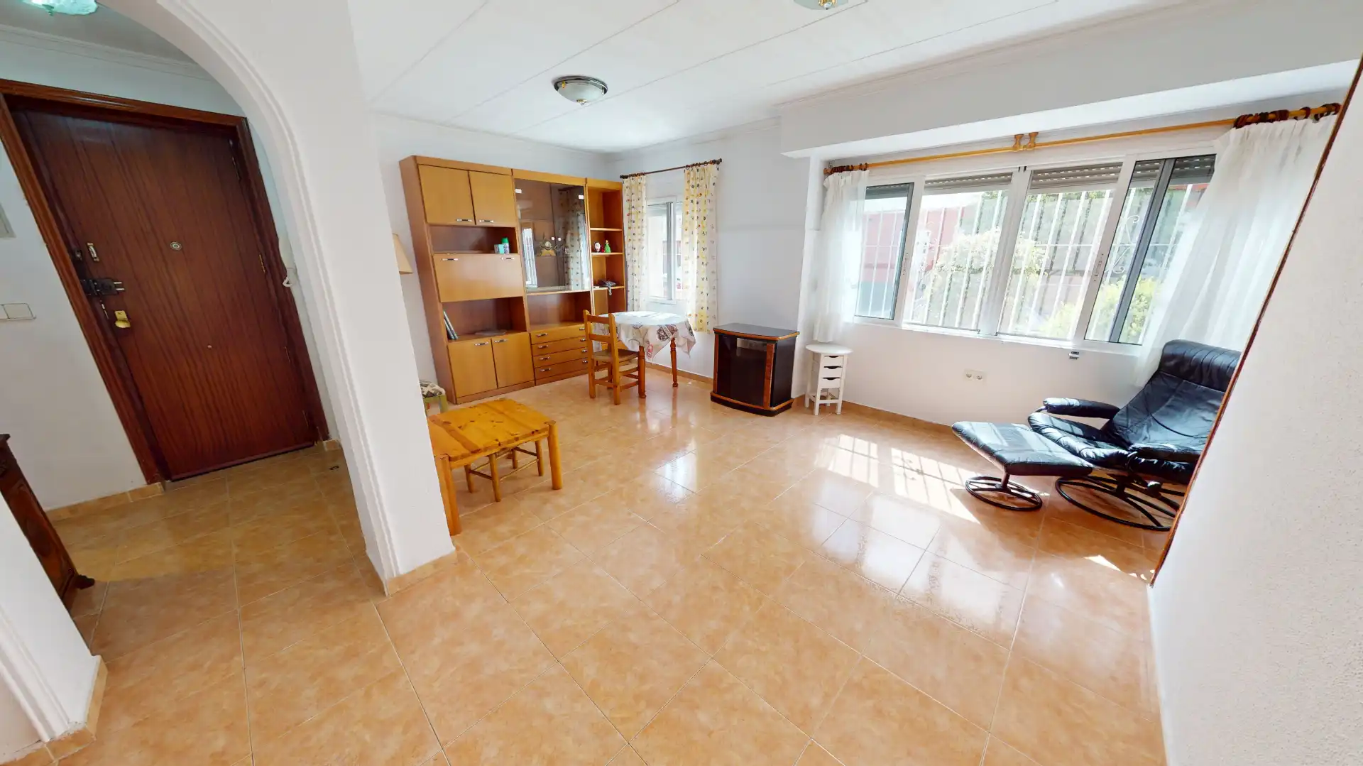 Sala de estar de Planta baja en venta en Alicante / Alacant con Aire acondicionado