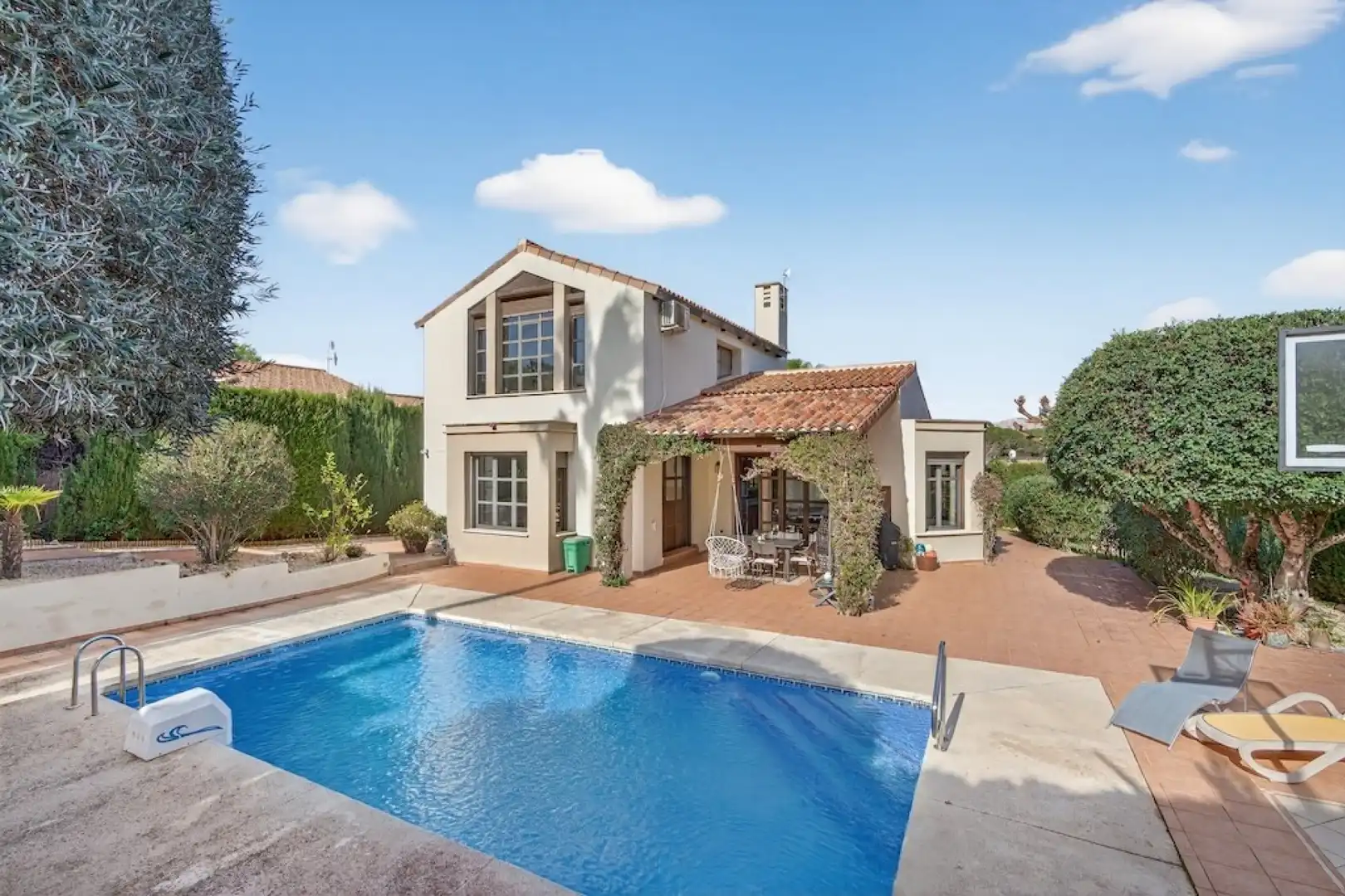Vista exterior de Casa o xalet en venda en Jávea / Xàbia amb Aire condicionat, Calefacció i Jardí privat
