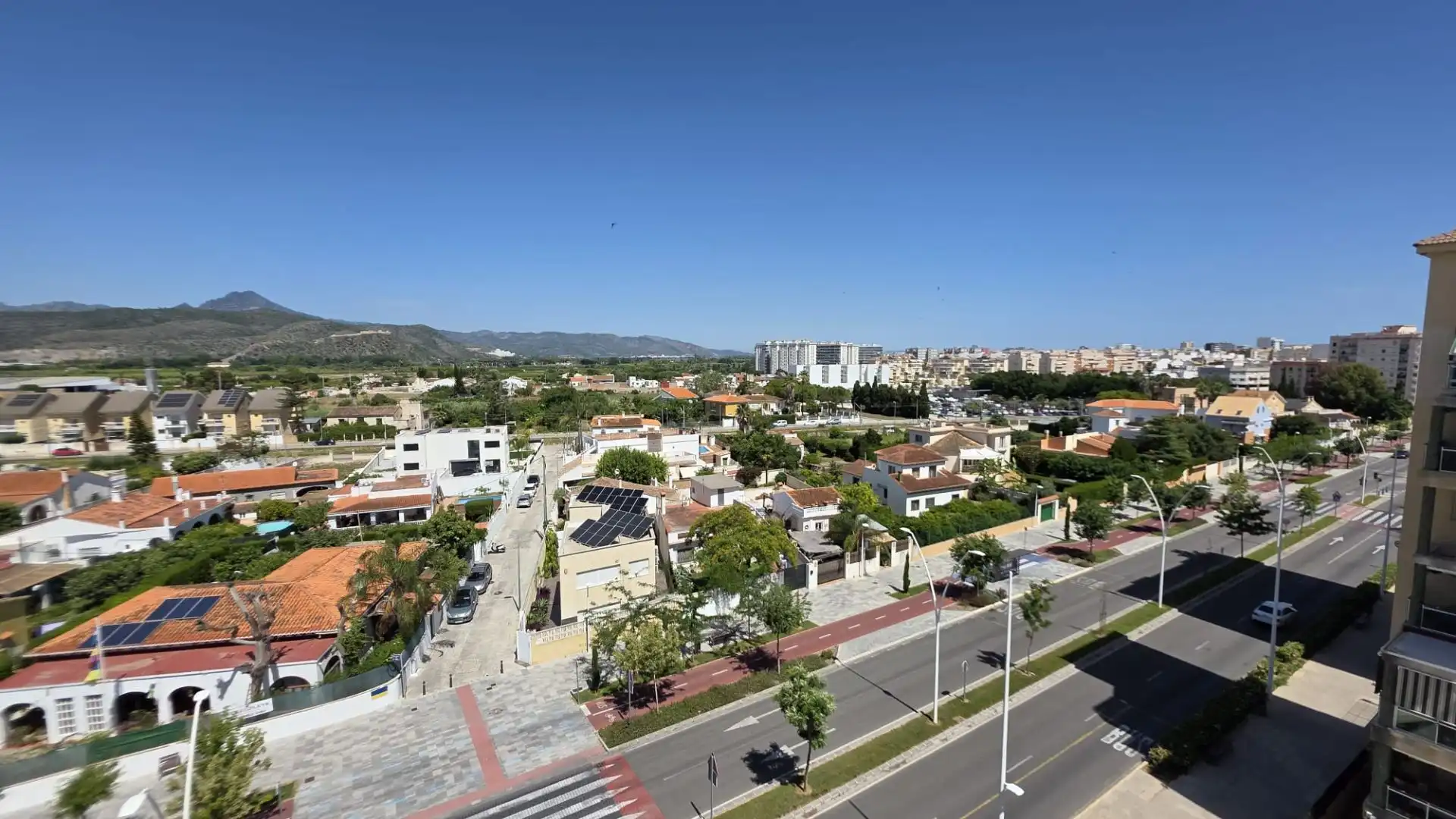 Vista exterior de Piso en venta en Gandia con Aire acondicionado, Calefacción y Terraza