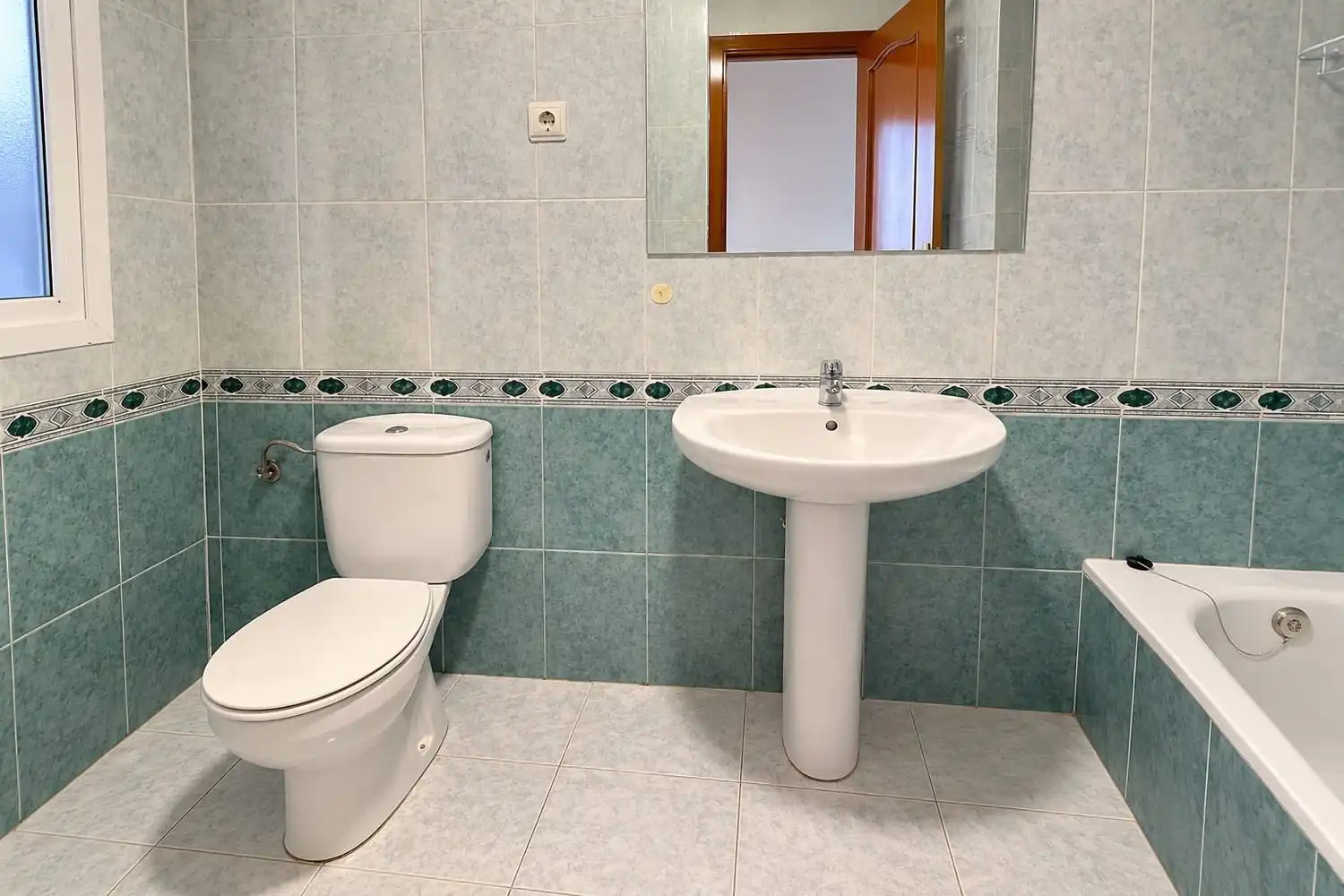 Baño de Piso en venta en Armunia