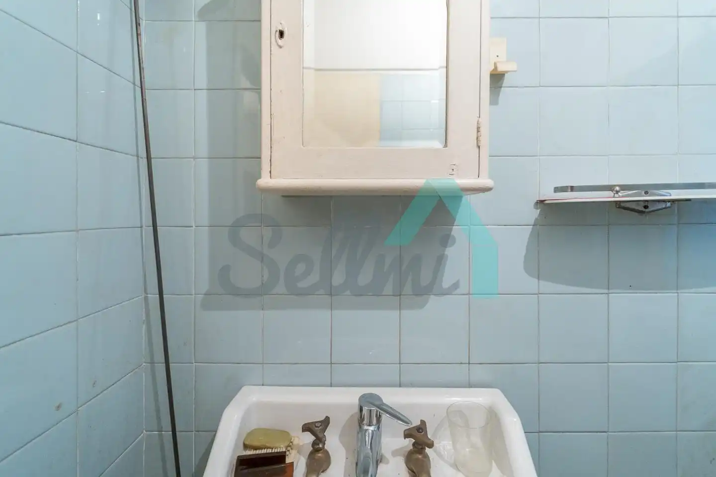 Baño de Piso en venta en Oviedo  con Calefacción y Parquet