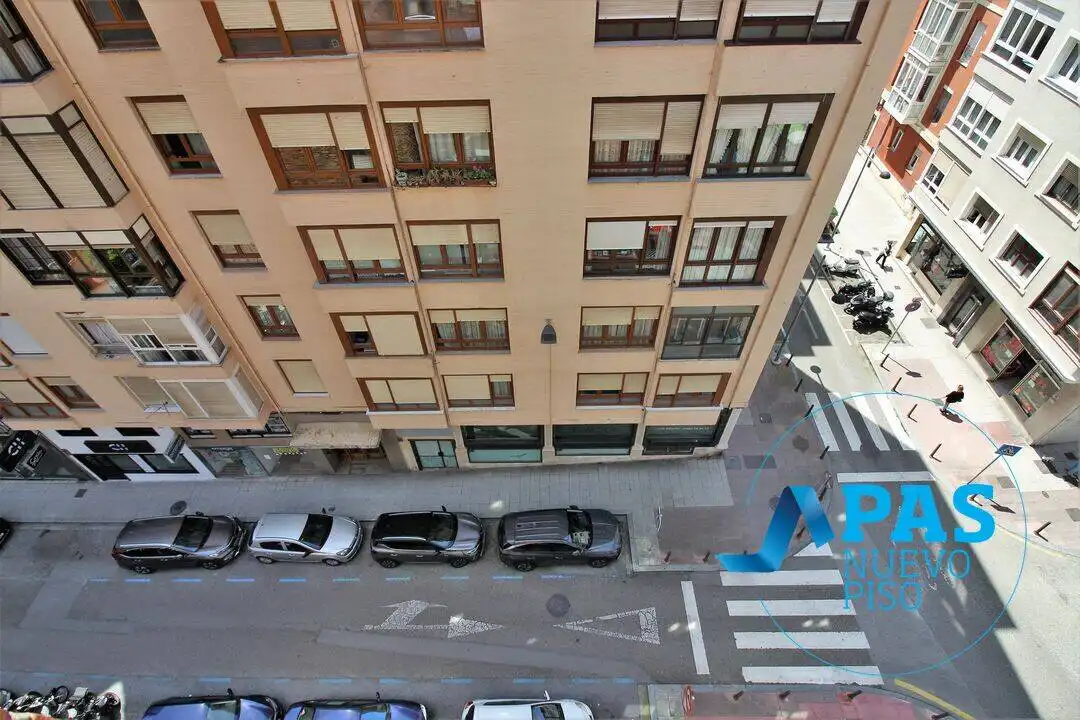 Außenansicht von Wohnung zum Verkauf in Santander mit Heizung und Abstellraum