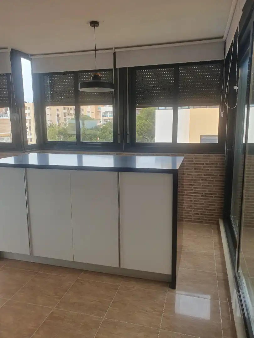 Cuina de Àtic en venda en Roquetas de Mar amb Aire condicionat, Calefacció i Terrassa